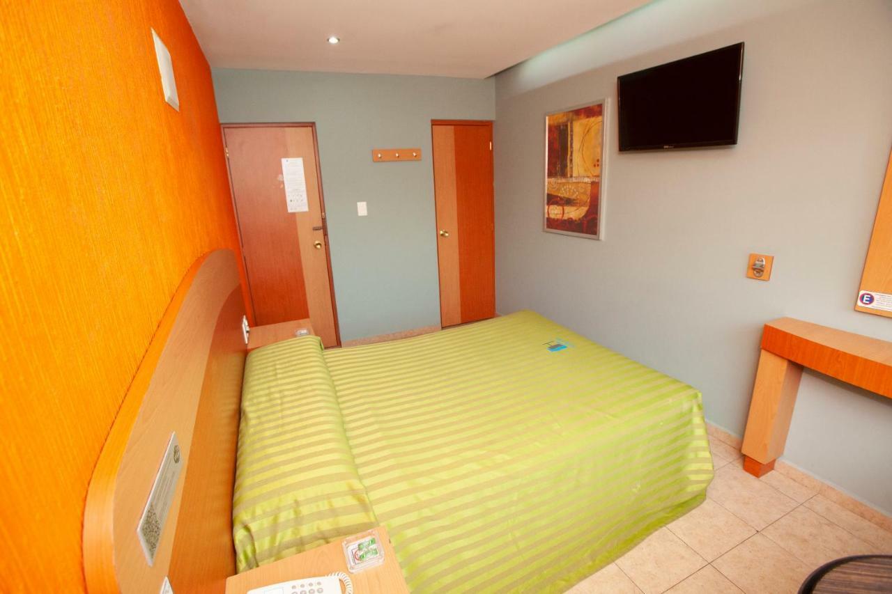 Hotel Lira - Solo Adultos Mexico By Eksteriør billede
