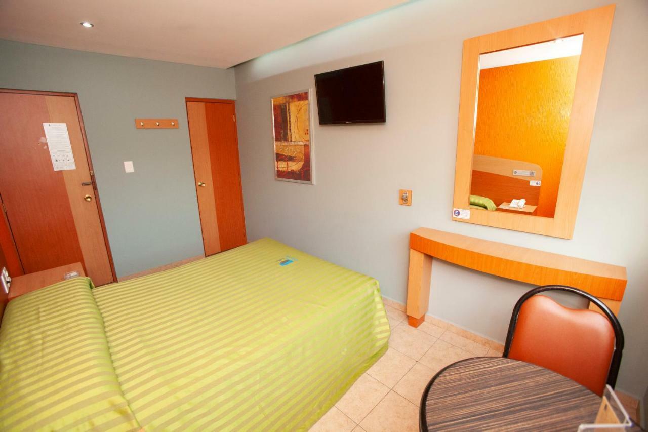 Hotel Lira - Solo Adultos Mexico By Eksteriør billede